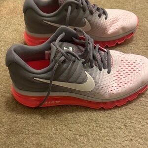 Nike Women's Pink and Gray Athletic Shoes